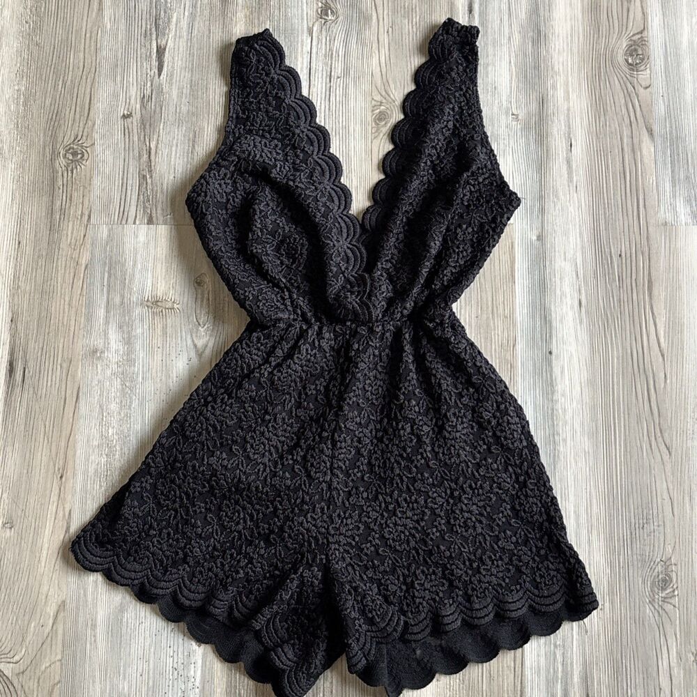 Audrey 3 + 1 Made In The USA Black Lace Short Romper Size Small